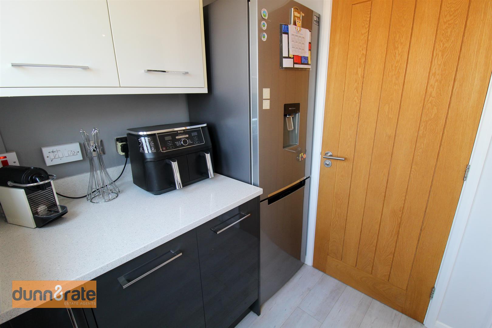 Linnburn Road, Meir Hay, Stoke-On-Trent